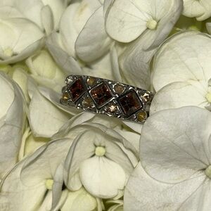 Elegant Silver and Brown Gemstone Ring